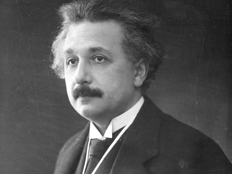 Albert Einstein – Thiên tài vĩ đại của nhân loại